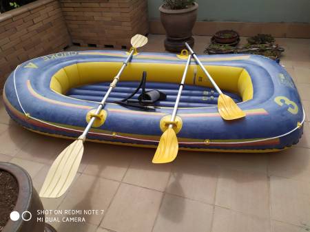 foto anunci Osona Venc Barca inflable amb rems 219912